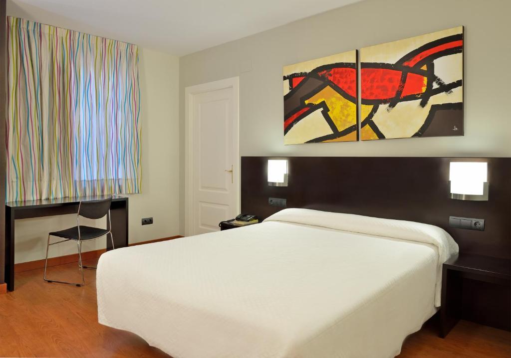 Hotel El Paso Honroso Hospital de Órbigo Rum bild