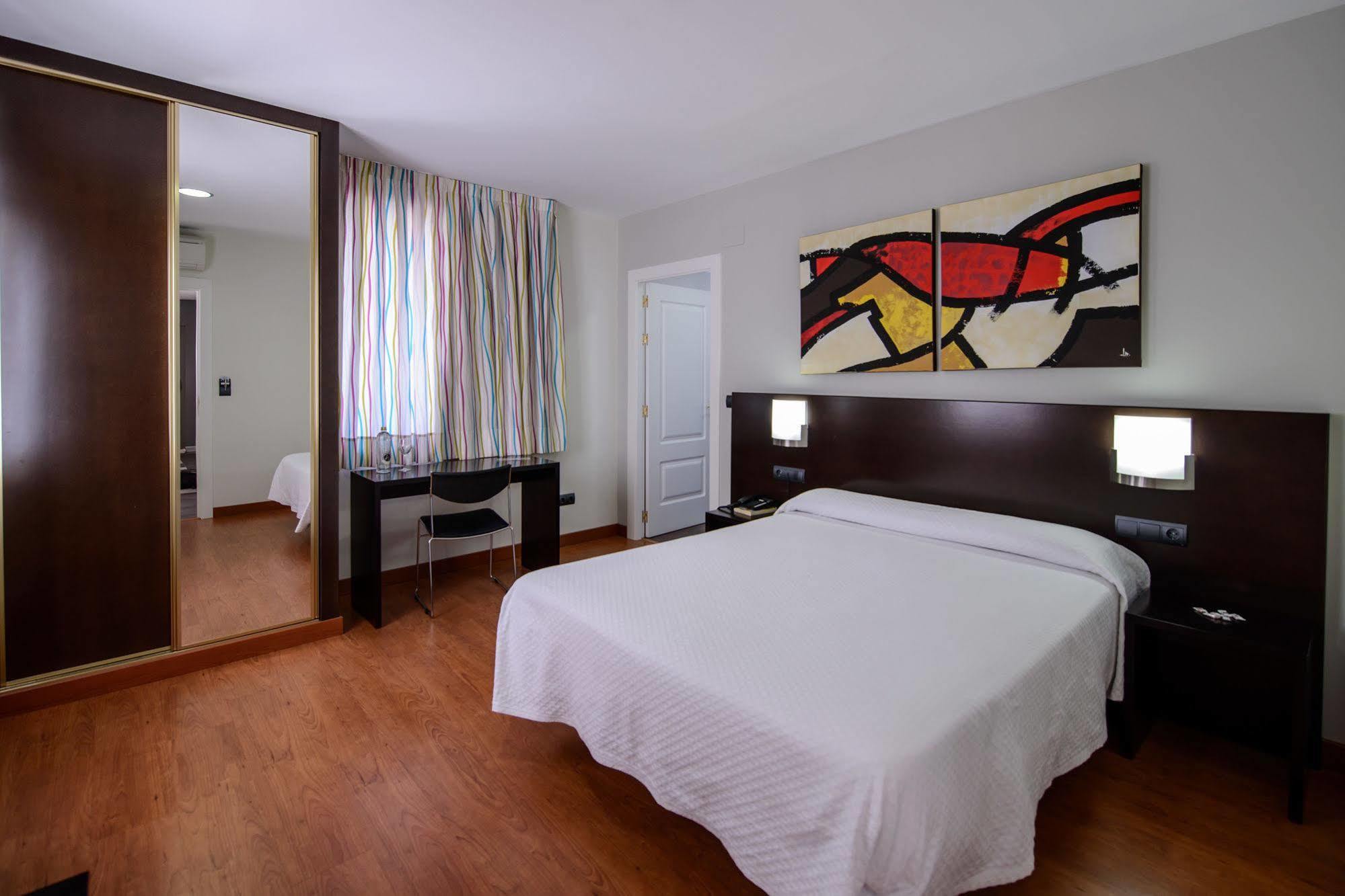 Hotel El Paso Honroso Hospital de Órbigo Exteriör bild
