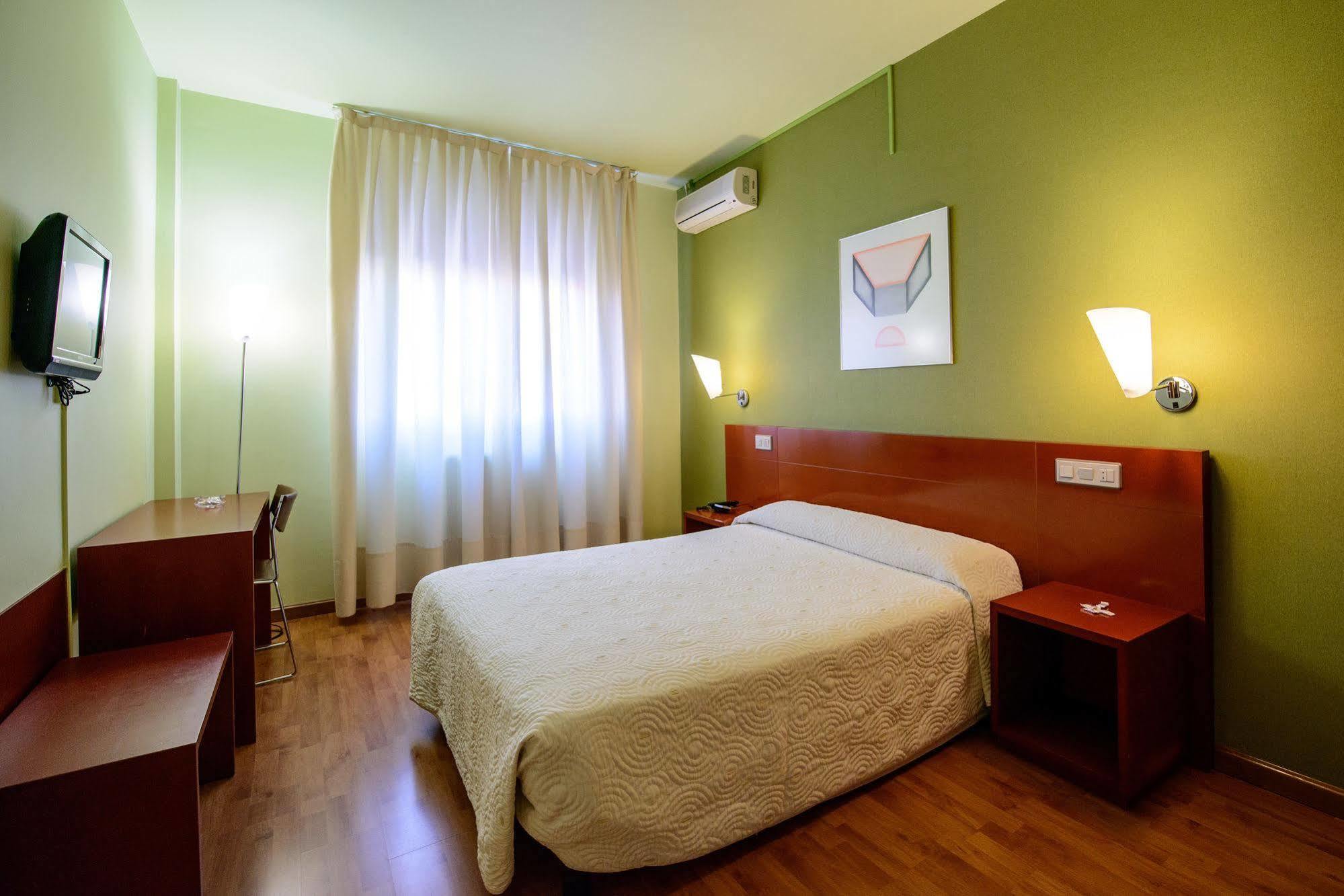 Hotel El Paso Honroso Hospital de Órbigo Exteriör bild